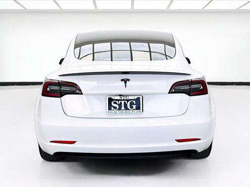 Pearl White 2021 Tesla Model 3 Standard Range Plus