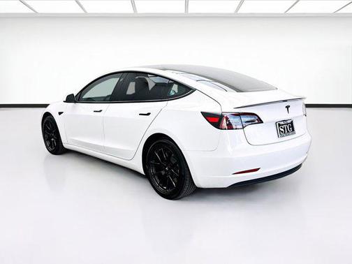 Pearl White 2021 Tesla Model 3 Standard Range Plus