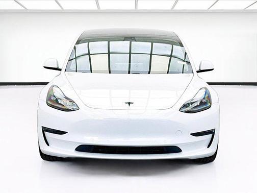 Pearl White 2021 Tesla Model 3 Standard Range Plus