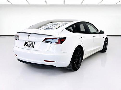 Pearl White 2021 Tesla Model 3 Standard Range Plus