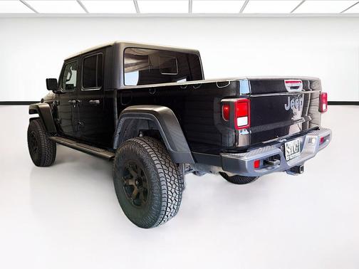 Black Clearcoat 2021 Jeep Gladiator Sport