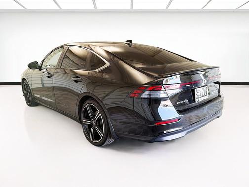 Crystal Black Pearl 2024 Honda Accord Hybrid Sport