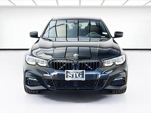 Black Sapphire Metallic 2022 BMW 330e 330e iPerformance