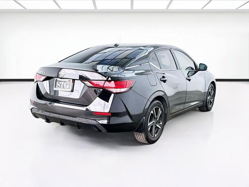 Super Black 2025 Nissan Sentra SV
