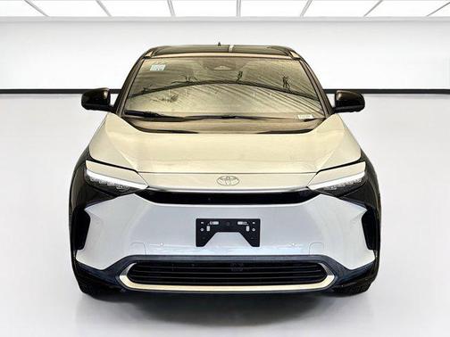 2023 Toyota bZ4X Limited