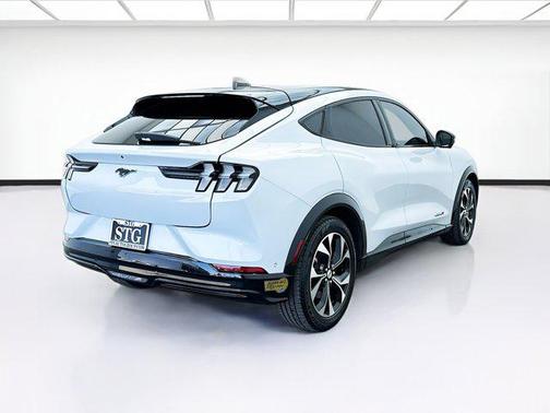 2022 Ford Mustang Mach-E Premium