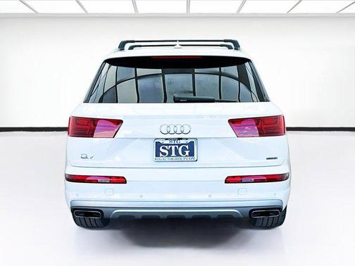 2019 Audi Q7 45 Premium Plus