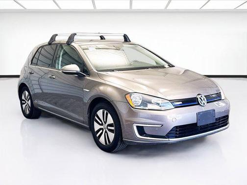 2016 Volkswagen e-Golf SE