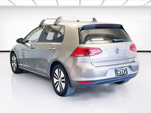 2016 Volkswagen e-Golf SE
