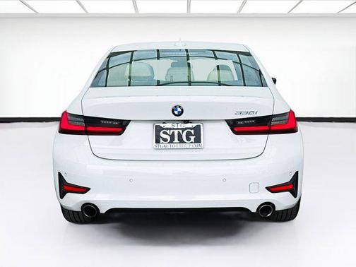 2022 BMW 330 330i