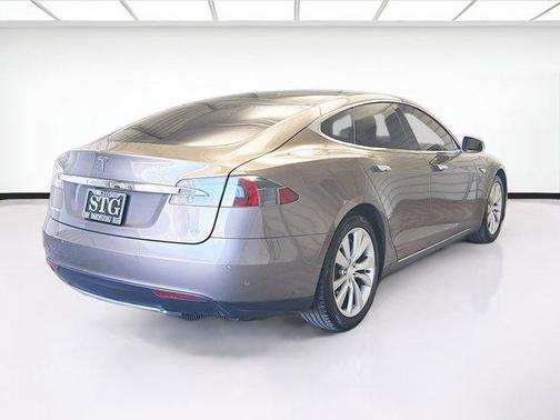 2016 Tesla Model S 70