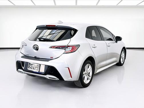 Classic Silver Metallic 2019 Toyota Corolla SE