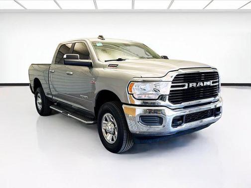 2021 RAM 2500 Big Horn Crew Cab 4x4 6'4' Box