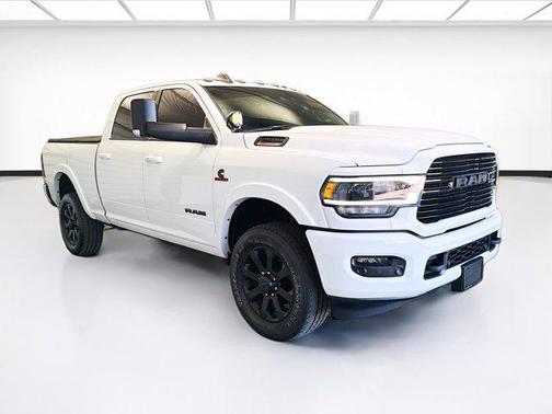 2022 RAM 2500 Laramie Crew Cab 4x4 6'4' Box