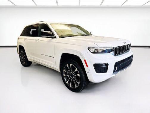 2022 Jeep Grand Cherokee Overland