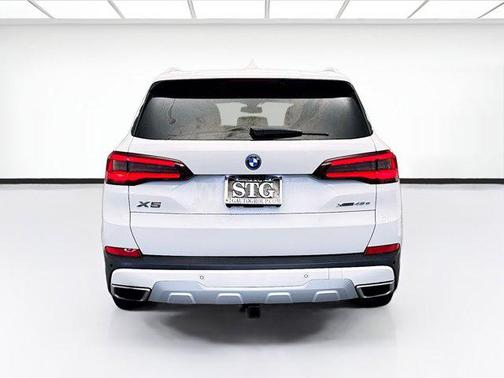 2022 BMW X5 PHEV xDrive45e