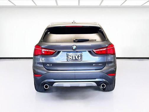 2022 BMW X1 sDrive28i