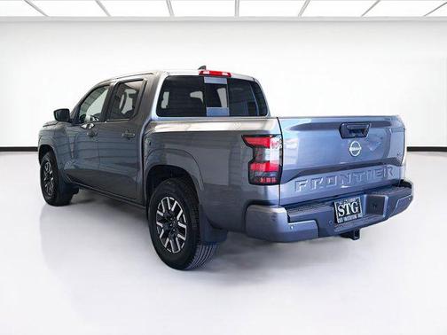 2024 Nissan Frontier SL