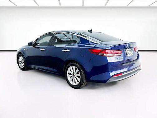 2018 Kia Optima S