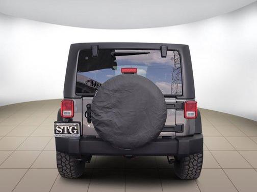 Photo 5 of 25 of 2018 Jeep Wrangler JK Unlimited Sport