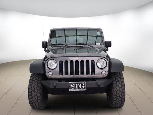 Photo 2 of 25 of 2018 Jeep Wrangler JK Unlimited Sport