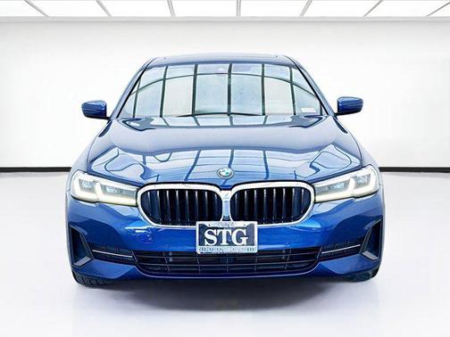 2021 BMW 530 530i
