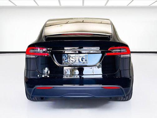 2023 Tesla Model X Standard Range