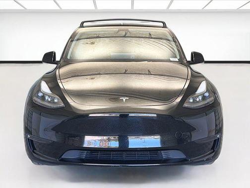 2024 Tesla Model Y Base