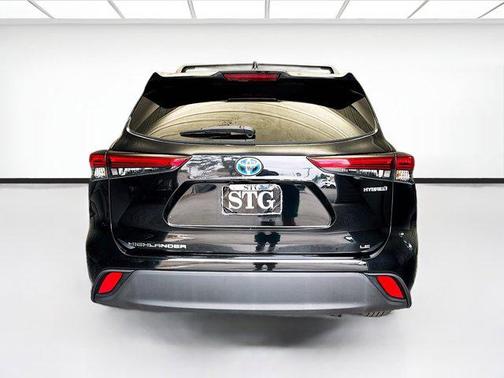 2020 Toyota Highlander Hybrid LE