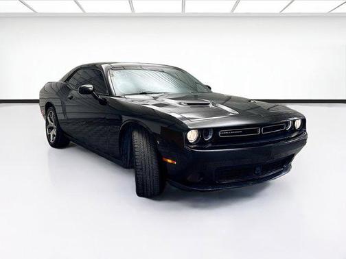 2015 Dodge Challenger SXT Plus