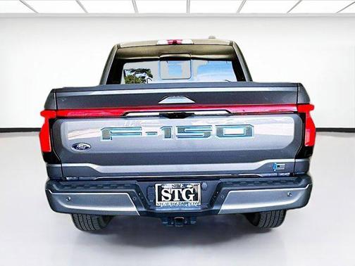 2022 Ford F-150 Lightning LARIAT