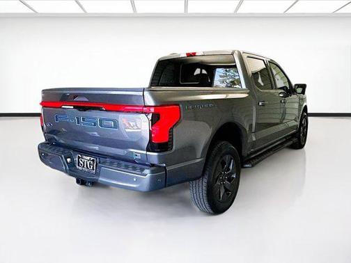 2022 Ford F-150 Lightning LARIAT