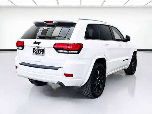 Bright White Clearcoat 2020 Jeep Grand Cherokee Altitude