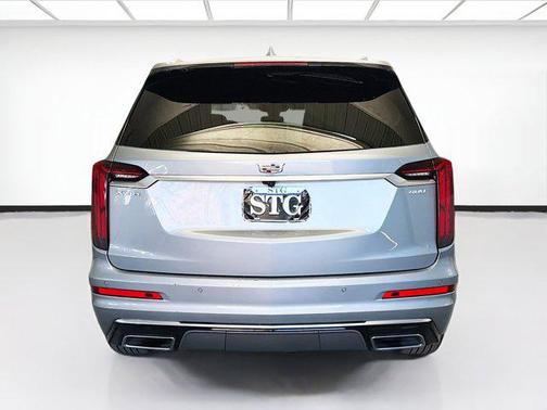 2025 Cadillac XT6 Premium Luxury FWD