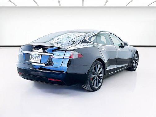 2020 Tesla Model S Performance