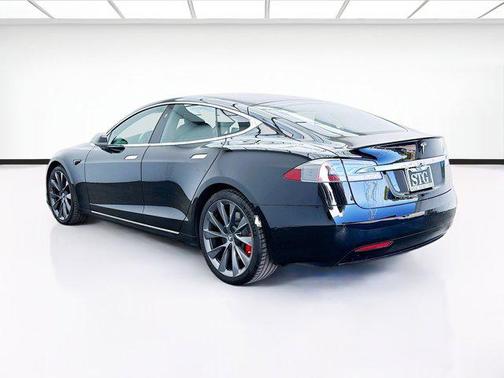 2020 Tesla Model S Performance