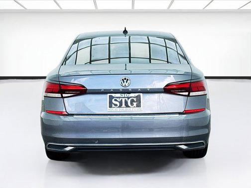 2022 Volkswagen Passat 2.0T SE