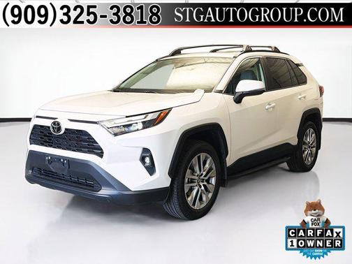 Blizzard Pearl 2022 Toyota RAV4 XLE Premium