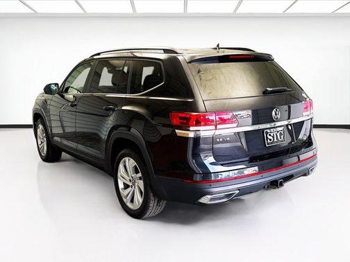 2022 Volkswagen Atlas 3.6L SE w/Technology