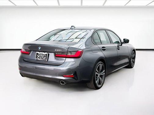Mineral Grey Metallic 2022 BMW 330 330i