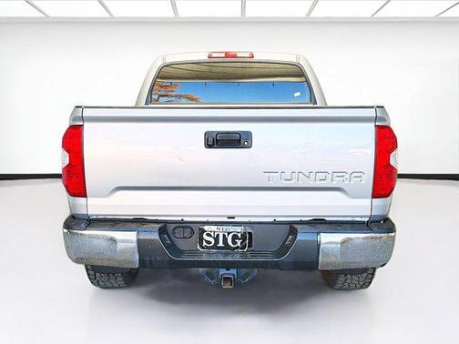 2018 Toyota Tundra SR5