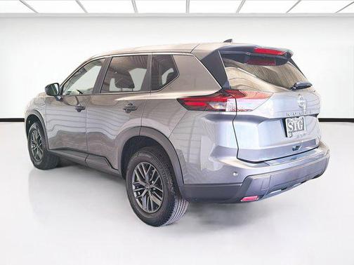 Gun Metallic 2024 Nissan Rogue S