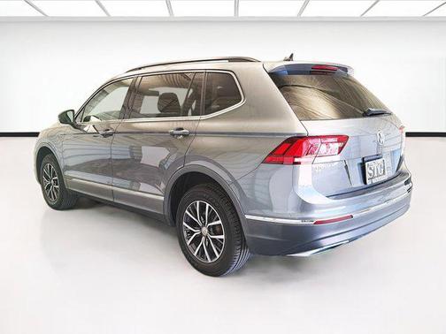 Platinum Gray Metallic 2020 Volkswagen Tiguan 2.0T SE 4MOTION