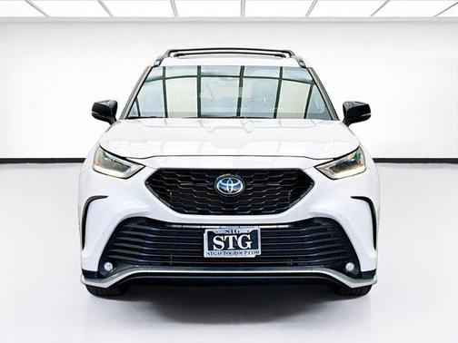 Wind Chill Pearl 2024 Toyota Highlander XSE