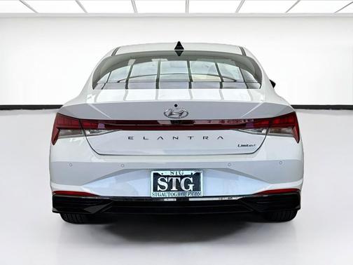 Quartz White 2021 Hyundai ELANTRA Limited