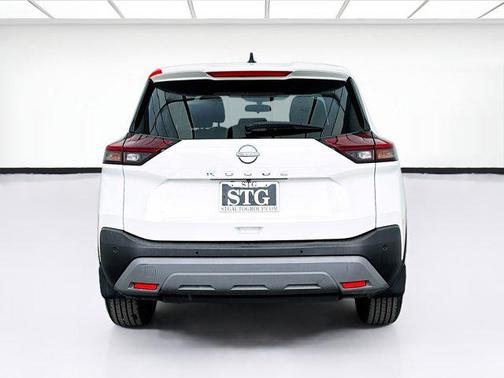 2022 Nissan Rogue S