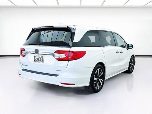 2019 Honda Odyssey Elite