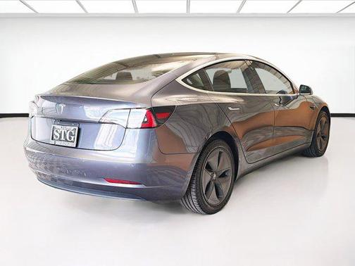 2019 Tesla Model 3 Mid Range