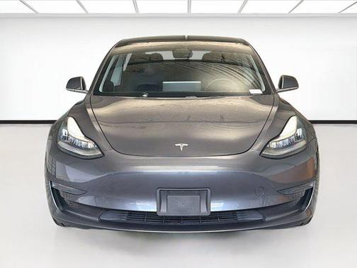 2019 Tesla Model 3 Mid Range