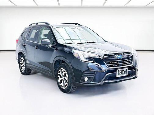 Crystal Black Silica 2023 Subaru Forester Premium